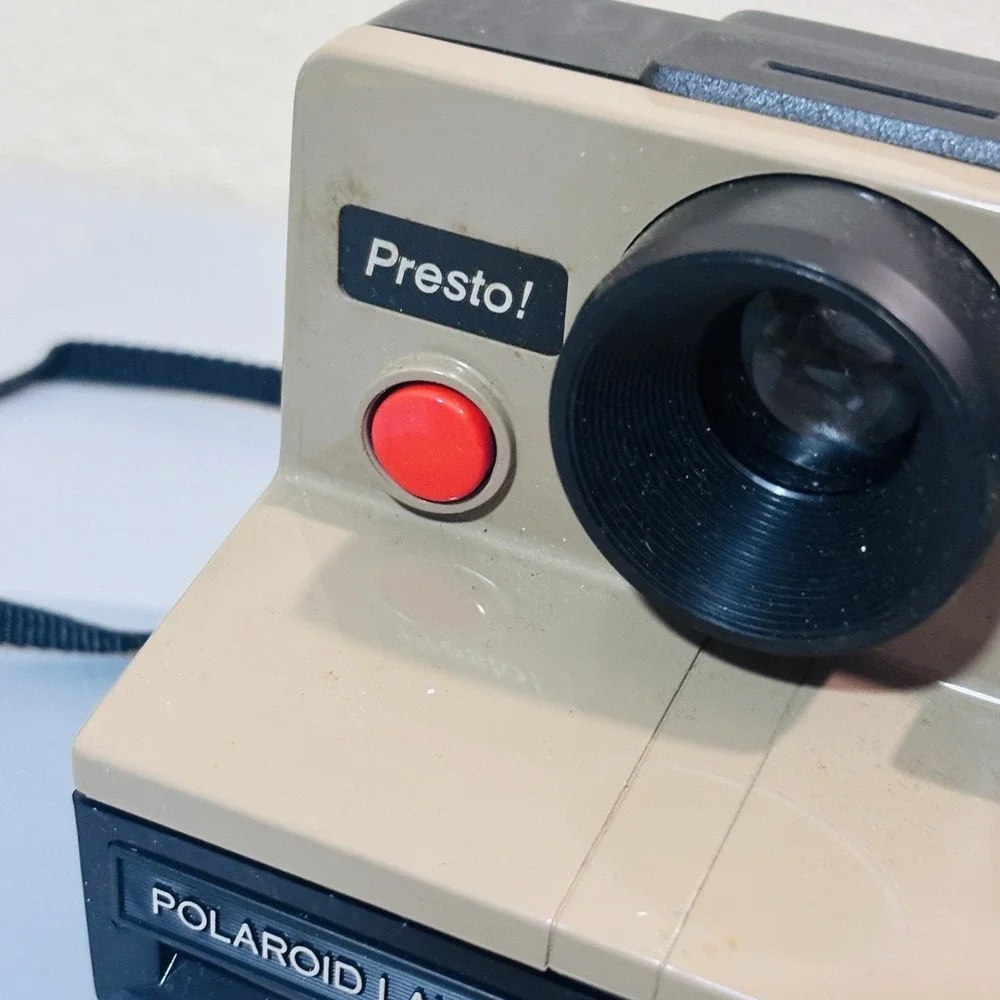 Polaroid Pronto‎ Land Film Camera with Case & Two Flash Clean Good Condition